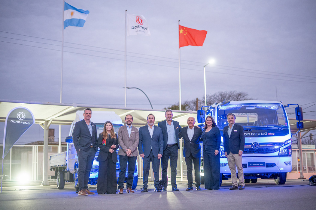 Dongfeng inaugura su primer concesionario oficial en Argentina junto a Armando del Río
